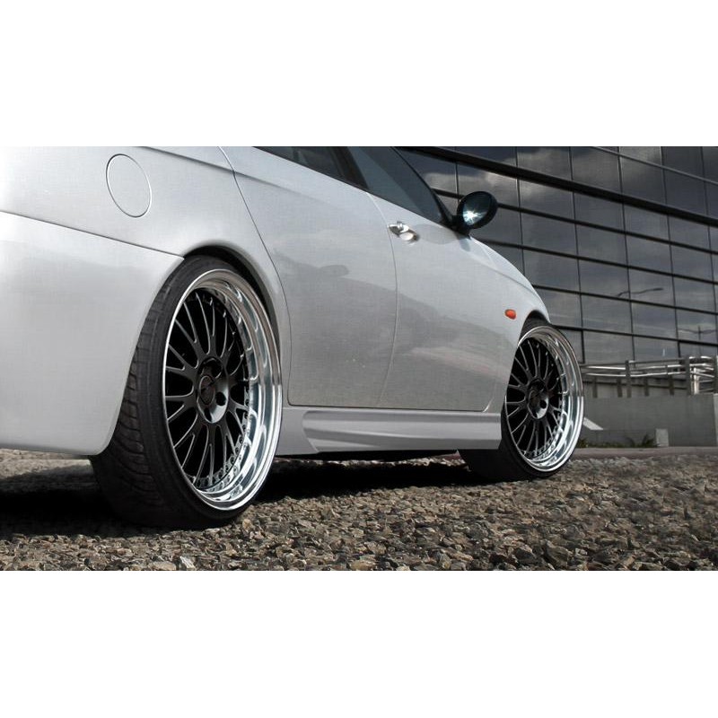 Faldones laterales Alfa 156 GTA