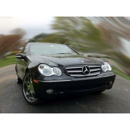 Parrilla delantera Mercedes W203 00 06 Negra look W204