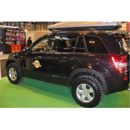 Kit pasos de rueda Suzuki  Grand Vitara 06  5P  6 piezas Plastic