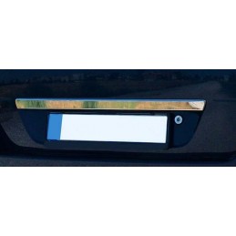 Tira Trasera Maletero en Acero Inoxidable FORD FUSION 06 02 gt  1 u