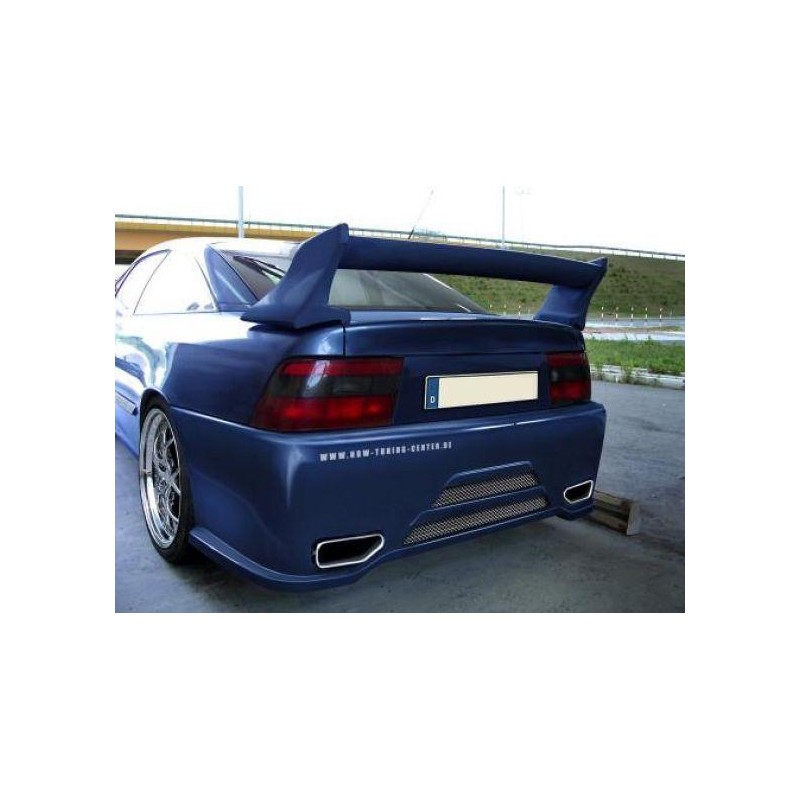 Parachoques trasero Opel Calibra NT