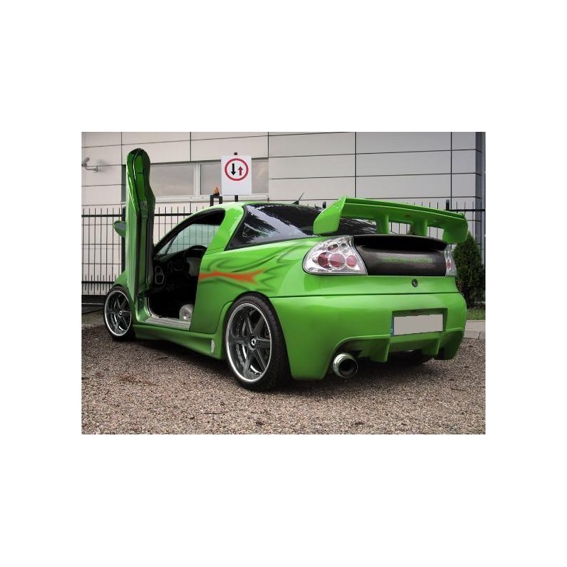 Parachoques trasero Opel Tigra RB