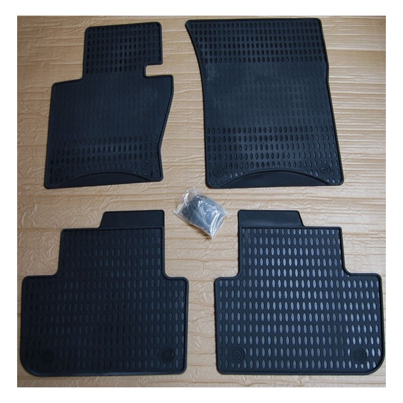 Juego de alfombrillas de goma delanteras y traseras BMW X 3  200