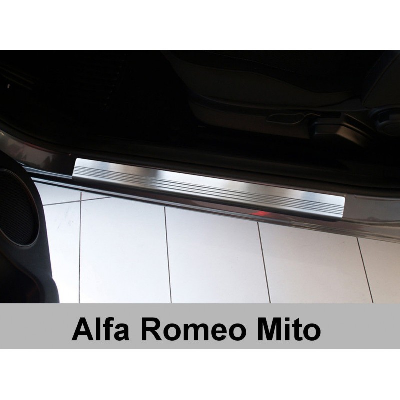 TALONERAS PUERTA ACERO INOXIDABLE Alfa Mito 2008 