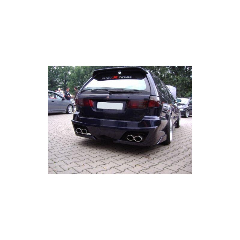 Parachoques trasero Mitsubishi Galant kombi Power