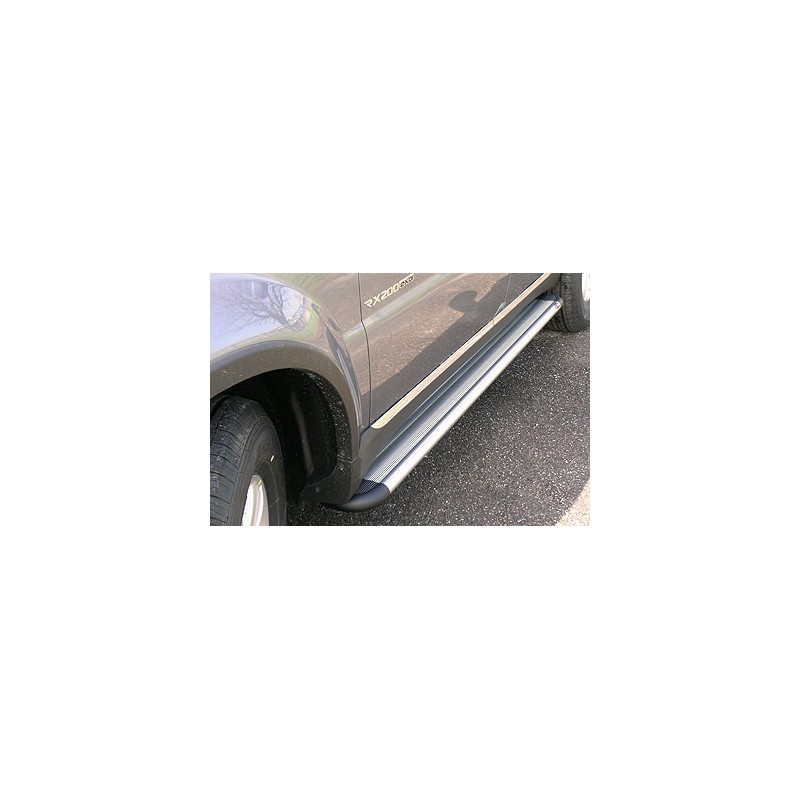 Estribos en plataforma de aluminio SSANGYONG REXTON W 2013  Tipo