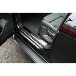 Estribos laterales Fourwheeler Audi Q7 2015  En plataforma