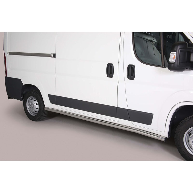 Estribos en tubo inox O63mm Fiat Ducato 2014  solo MWB carroceri