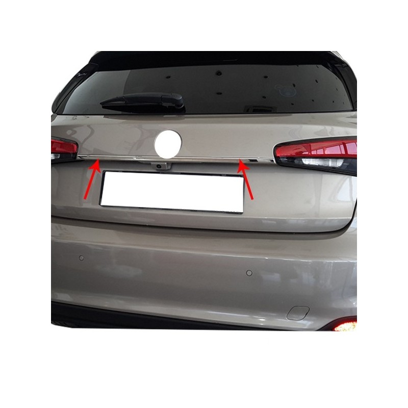 MOLDURA PORTON TRASERO ACERO INOXIDABLE FIAT TIPO 2016 