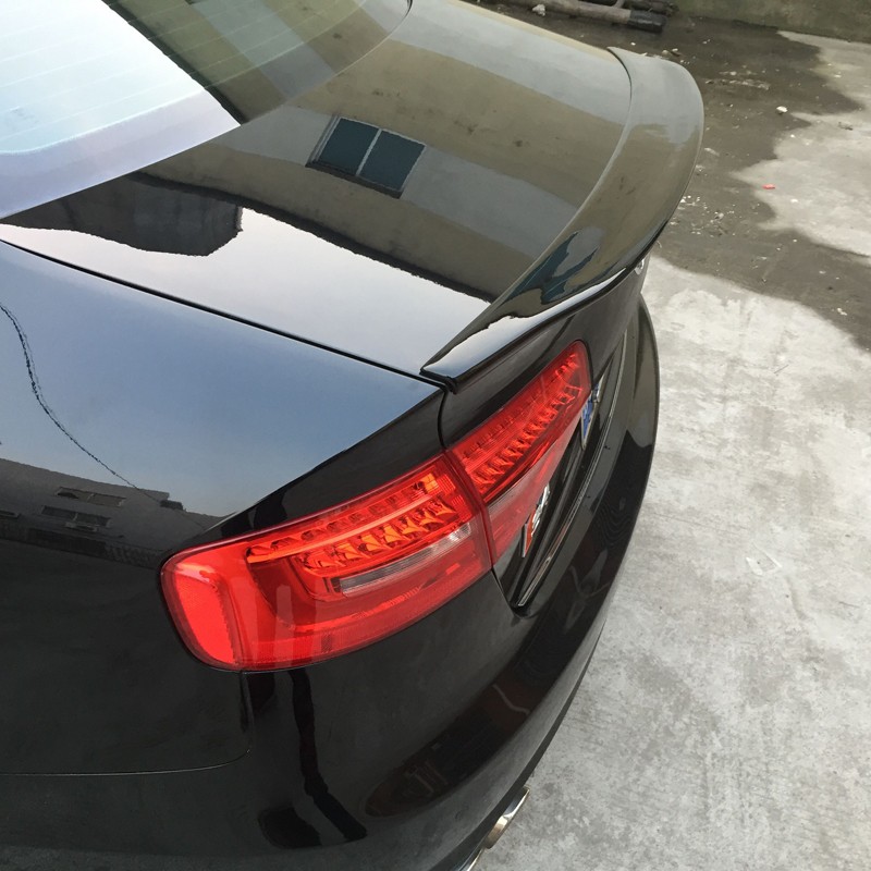 Aleron trasero Audi A4 B8 look Sport