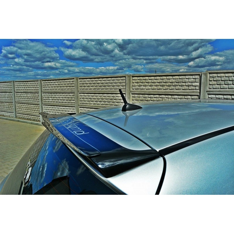 Aleron lip BMW Serie 1 2004 2008  MAXTON