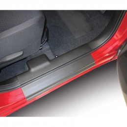 Protectores de umbral de puerta RGM Suzuki Swift IV de 5p inclui